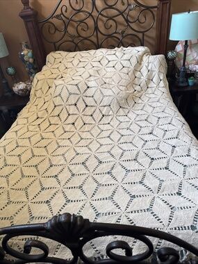 Antique Handmade Crochet Bedspread  Ivory/Cream 85x 72”